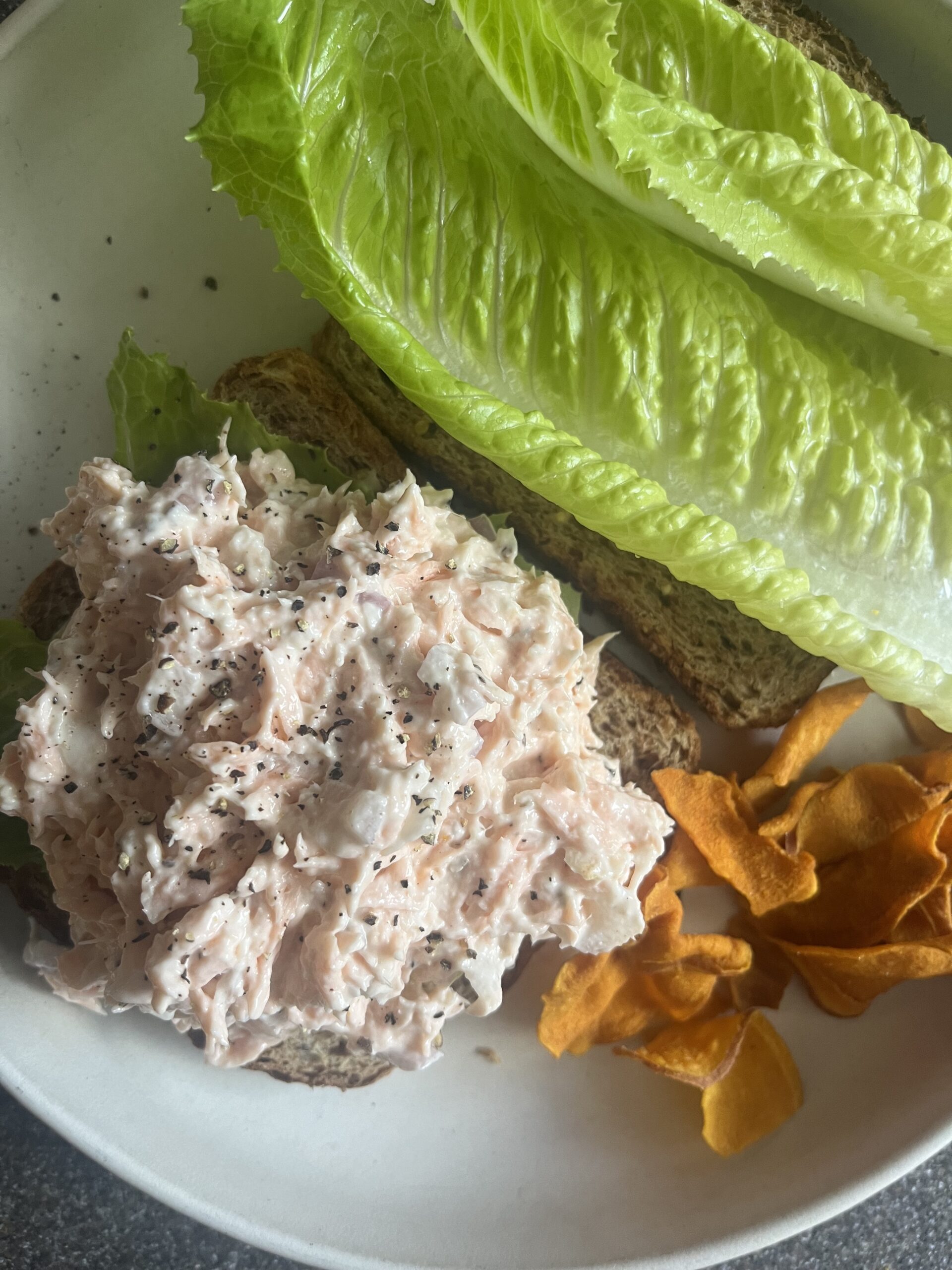 Simple salmon salad